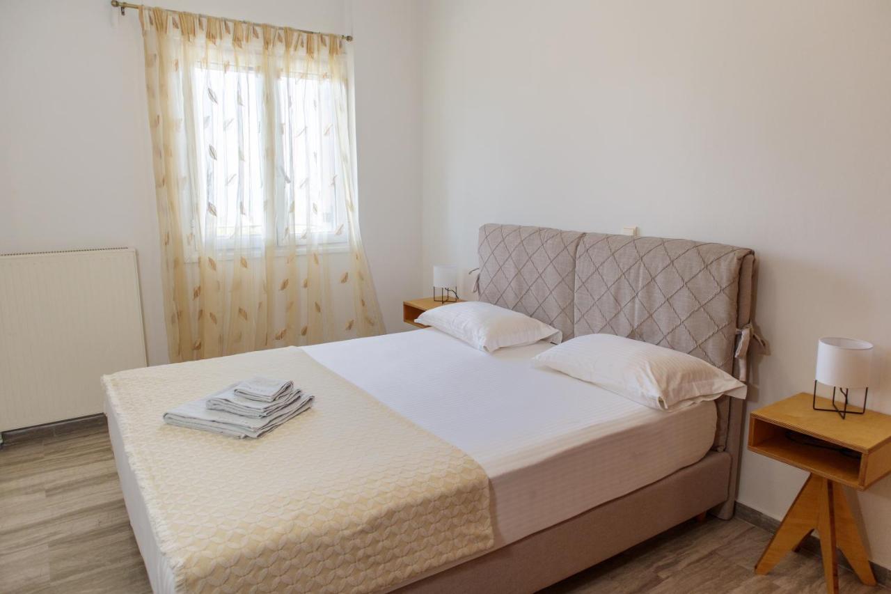 Almyros Aktis Seaview Apartment Kalamata Exterior photo